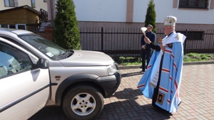 Івано-Франківська Архиєпархія відправила на потреби батальйону 